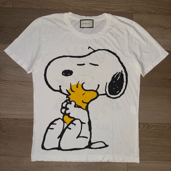 Gucci x Peanuts Snoopy Print Distressed T-Shirt - Picture 1 of 11